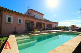 6 room, 193m2 Villa for sale in Magalas - 582 000 € *