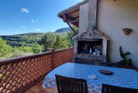 6 room, 135m2 House for sale in Poujols - 399 000 € * 6 room, 135m2 House for sale in Poujols - 399 000 € *