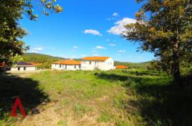 Land for sale in Gabian - 101 200 € * Land for sale in Gabian - 101 200 € *