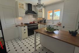 4 room, 100m2 Villa for sale in Magalas - 330 000 € * 4 room, 100m2 Villa for sale in Magalas - 330 000 € *