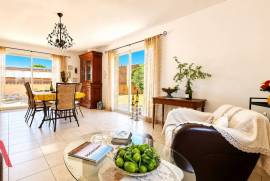 4 room, 100m2 Villa for sale in Magalas - 330 000 € * 4 room, 100m2 Villa for sale in Magalas - 330 000 € *