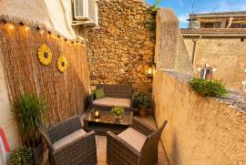 3 room, 85m2 Vineyard residence for sale in Saint genies de fontedit - 165 000 € * 3 room, 85m2 Vineyard residence for sale in Saint genies de fontedit - 165 000 € *