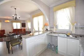STUNNING 4 BEDROOM HOME WITH VIEWS, POOL, SUMMER KITCHEN AND GARAGE STUNNING 4 BEDROOM HOME WITH VIEWS, POOL, SUMMER KITCHEN AND GARAGE
