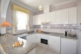 STUNNING 4 BEDROOM HOME WITH VIEWS, POOL, SUMMER KITCHEN AND GARAGE STUNNING 4 BEDROOM HOME WITH VIEWS, POOL, SUMMER KITCHEN AND GARAGE