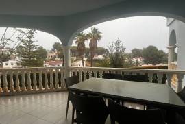 listing listing