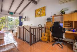 listing listing