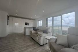 Stunning 2 bedroom apartment in Watergardens, Gibraltar