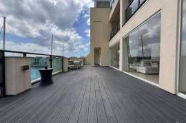 Stunning 3 bedroom apartment in The Sails, Gibraltar