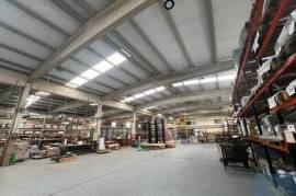 Warehouse for Sale in Queluz de Baixo, Barcarena