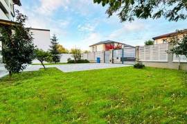 House / villa for sale 217 sqm in Corbeanca, Ostratu area