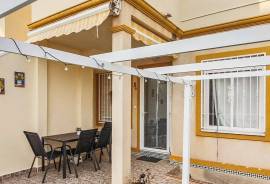 listing listing