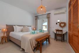 listing listing