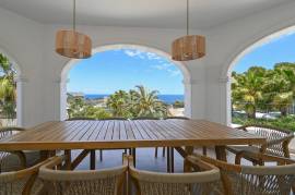 listing listing