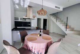 listing listing