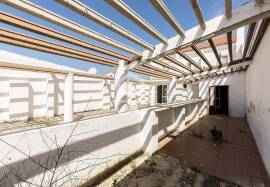 Commercial property Évora