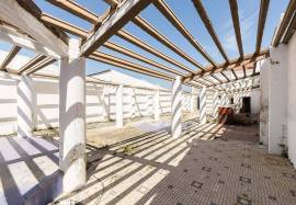 Commercial property Évora
