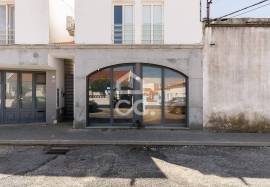Commercial property Évora