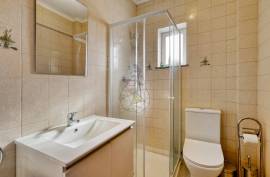 Furnished and Refurbished 3 Bedroom Apartment with 2 Bathrooms and Garage in Portimão Furnished and Refurbished 3 Bedroom Apartment with 2 Bathrooms and Garage in Portimão