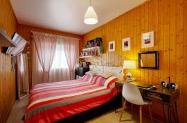 Charming and functional 2 bedroom apartment with cozy details, located in Portimão