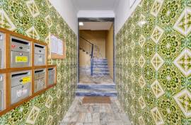 Charming and functional 2 bedroom apartment with cozy details, located in Portimão