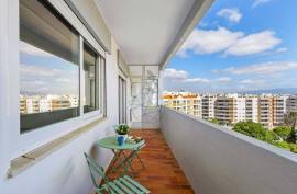 Renovated 1 bedroom apartment in the center of Portimão Renovated 1 bedroom apartment in the center of Portimão