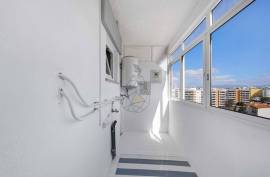 Renovated 1 bedroom apartment in the center of Portimão Renovated 1 bedroom apartment in the center of Portimão