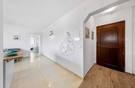 Renovated 1 bedroom apartment in the center of Portimão Renovated 1 bedroom apartment in the center of Portimão