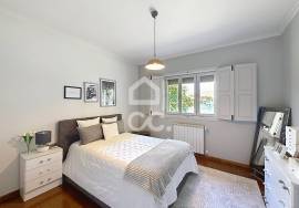 A Dream House with Large Environments and Excellent Exteriors A Dream House with Large Environments and Excellent Exteriors