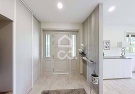 A Dream House with Large Environments and Excellent Exteriors A Dream House with Large Environments and Excellent Exteriors