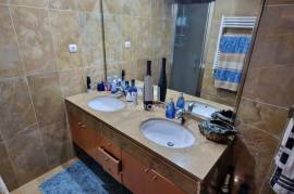 5 bedroom apartment, top floor, center of Vila Nova de Gaia 5 bedroom apartment, top floor, center of Vila Nova de Gaia