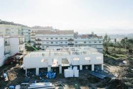 Apartamento T2 em Condomínio com Piscina em Leiria Apartamento T2 em Condomínio com Piscina em Leiria