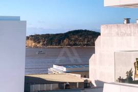 Apartamento T2 com Vista Mar em São Martinho do Porto Apartamento T2 com Vista Mar em São Martinho do Porto