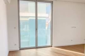 Apartamento T1 com varanda em São Martinho do Porto Apartamento T1 com varanda em São Martinho do Porto