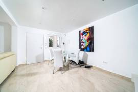 listing listing