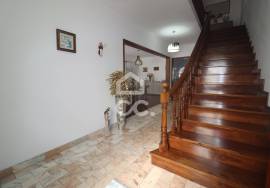 House with 4+1 Bedrooms - Ribeira Seca - Ribeira Grande House with 4+1 Bedrooms - Ribeira Seca - Ribeira Grande