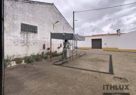 Workshop + company in full operation and equipped, with diesel supply pump Workshop + company in full operation and equipped, with diesel supply pump
