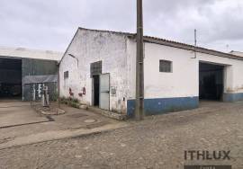 Workshop + company in full operation and equipped, with diesel supply pump
