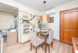 Great Semi-Furnished Front Apartment, 74m², For Sale, 2 Bedrooms, 1 Suite, 1 Parking Space, Petrópolis, POA/RS Great Semi-Furnished Front Apartment, 74m², For Sale, 2 Bedrooms, 1 Suite, 1 Parking Space, Petrópolis, POA/RS