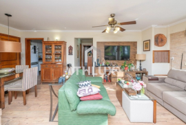 Great Semi-Furnished Front Apartment, 74m², For Sale, 2 Bedrooms, 1 Suite, 1 Parking Space, Petrópolis, POA/RS Great Semi-Furnished Front Apartment, 74m², For Sale, 2 Bedrooms, 1 Suite, 1 Parking Space, Petrópolis, POA/RS