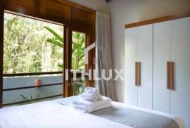 Summer Villa with Heated Pool in Gated Community | Guaratuba Beach, Bertioga Summer Villa with Heated Pool in Gated Community | Guaratuba Beach, Bertioga