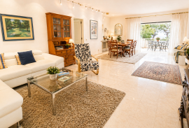 Vale do Lobo | Golf & Beach Lifestyle | Elegant 1-Bedroom Apartment for Long-Term Rental