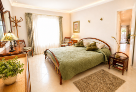 Vale do Lobo | Golf & Beach Lifestyle | Elegant 1-Bedroom Apartment for Long-Term Rental