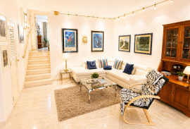 Vale do Lobo | Golf & Beach Lifestyle | Elegant 1-Bedroom Apartment for Long-Term Rental