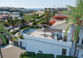 Luxury 5 bedroom villa with pool and sea view for construction located on Porto de Mós Beach in Lagos
