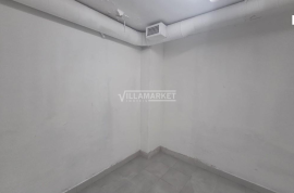 Stall shop with 370 m2 consisting of RC and basement located in the center of Póvoa de Santo Adrião