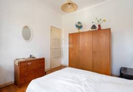 2 bedroom apartment inserted on the 1st floor of a two-family house located in the center of Aljustrel