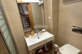 3 + 2 bedroom villa inserted in a condominium with swimming pool located in Vilamoura