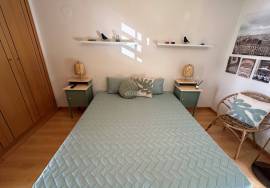 3 + 2 bedroom villa inserted in a condominium with swimming pool located in Vilamoura