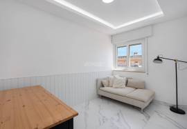 Fully Refurbished 2 Bedroom Apartment with River and Sea Views located in the Center of Portimão