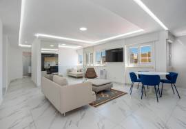 Fully Refurbished 2 Bedroom Apartment with River and Sea Views located in the Center of Portimão
